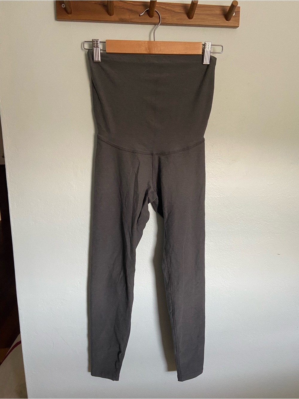 Beyond the Bump Charcoal High-Waist Maternity Leggings